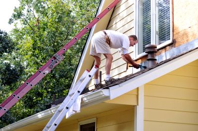 Specialized Siding Repair Teams